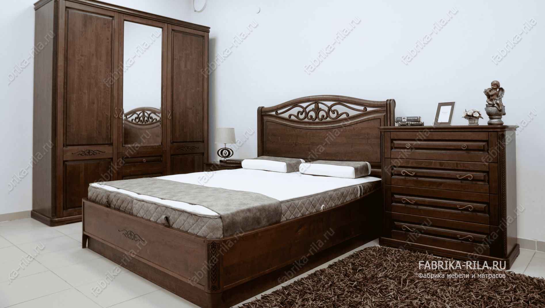 Кровать Plaza-2 — 200x200 см. из сосны